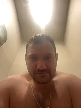 Snapshot of JonJ0 chatting on January 13, 2026, 8:08 am JonJ0 online show from January 13, 2026, 8:08 am