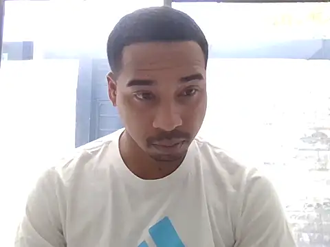 Juninho10c online show from November 4, 2025, 4:39 pm