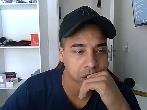 Juninho10c online show from November 19, 2025, 12:38 pm