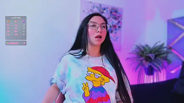 lucy neil online show from December 21, 2025, 11:45 pm