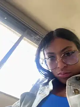 Snapshot of vaness_weet chatting on January 26, 2025, 2:52 pm vaness weet online show from January 26, 2025, 2:52 pm