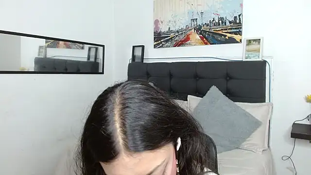 Snapshot of vaness_weet chatting on November 16, 2025, 7:30 pm vaness weet online show from November 16, 2025, 7:30 pm