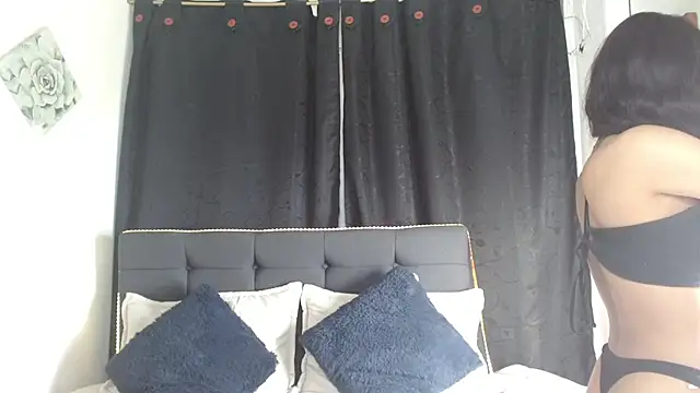 Snapshot of vaness_weet chatting on November 20, 2025, 7:46 pm vaness weet online show from November 20, 2025, 7:46 pm