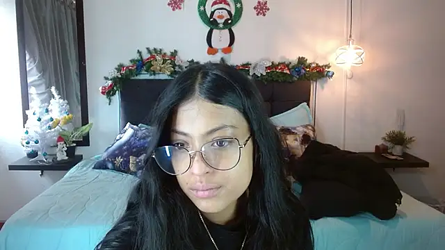 Snapshot of vaness_weet chatting on November 30, 2025, 3:27 pm vaness weet online show from November 30, 2025, 3:27 pm