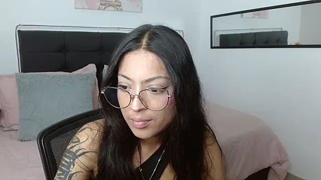 Snapshot of vaness_weet chatting on March 20, 2026, 10:14 pm vaness weet online show from March 20, 2026, 10:14 pm