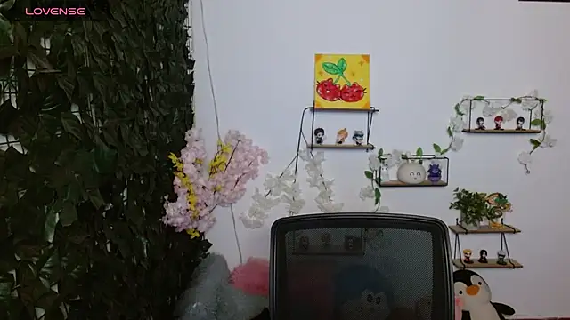 Snapshot of vaness_weet chatting on April 14, 2026, 7:53 pm vaness weet online show from April 14, 2026, 7:53 pm