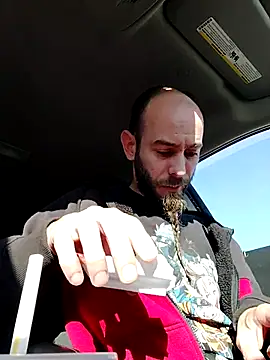 Snapshot of JohnnyFaster chatting on October 26, 2025, 2:12 pm JohnnyFaster online show from October 26, 2025, 2:12 pm