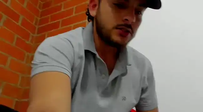 tuyo1995 online show from December 4, 2024, 4:10 am