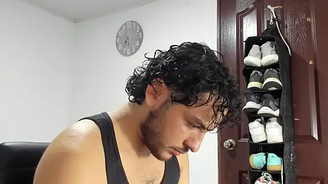 tuyo1995 online show from March 13, 2025, 12:27 am