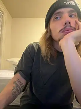 trippyski online show from February 9, 2025, 7:49 am