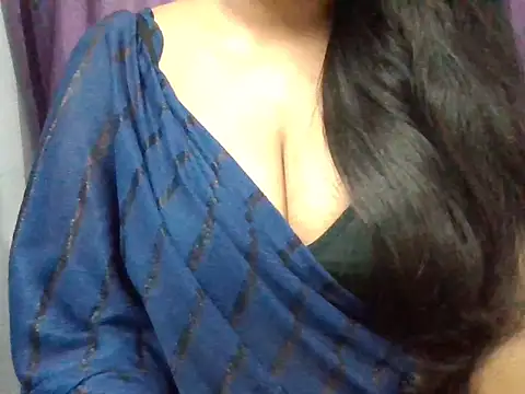 Snapshot of Roopshikha39 chatting on July 8, 2026, 7:29 pm Roopshikha39 online show from July 8, 2026, 7:29 pm