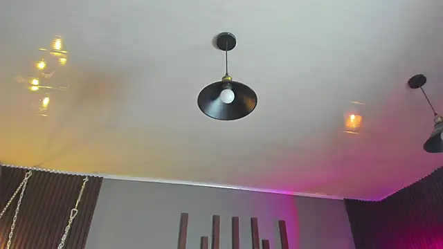 annie barozzi online show from November 2, 2025, 1:24 pm