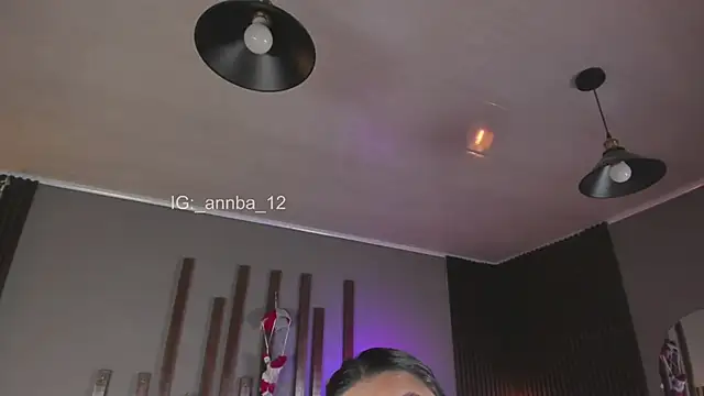 annie barozzi online show from November 22, 2025, 1:32 pm