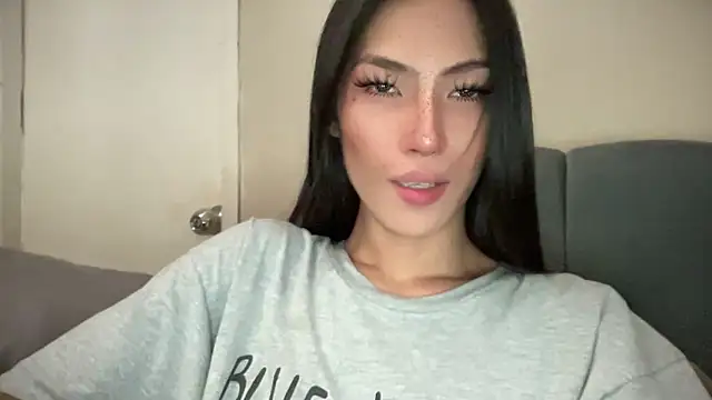 Snapshot of Bella_Gordon chatting on September 21, 2025, 6:15 am Bella Gordon online show from September 21, 2025, 6:15 am