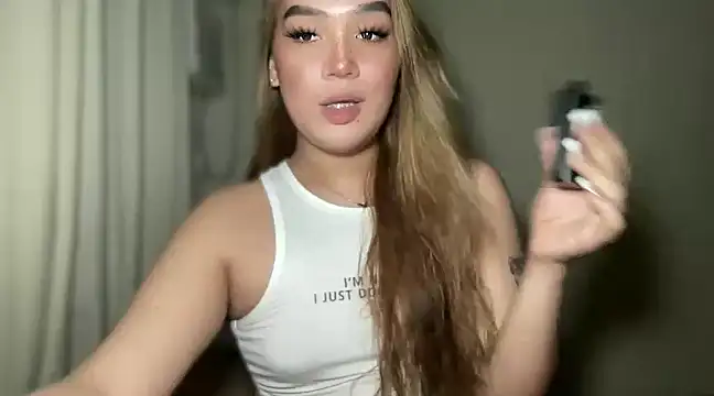 Snapshot of MissCataleyaxxx chatting on December 21, 2024, 2:30 am MissCataleyaxxx online show from December 21, 2024, 2:30 am