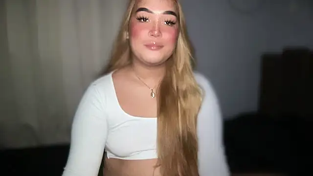 Snapshot of MissCataleyaxxx chatting on October 16, 2025, 1:34 pm MissCataleyaxxx online show from October 16, 2025, 1:34 pm