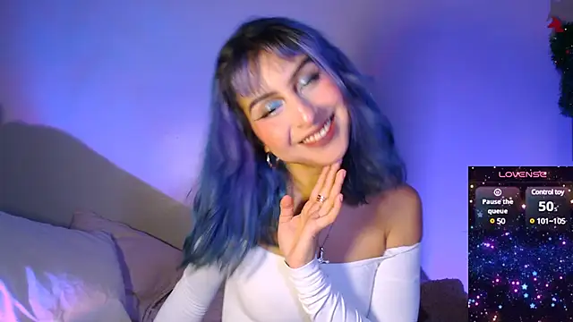 Cinamoonn online show from December 19, 2024, 8:13 pm