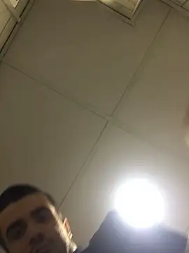 Snapshot of boyygirlls chatting on March 4, 2025, 9:43 pm boyygirlls online show from March 4, 2025, 9:43 pm