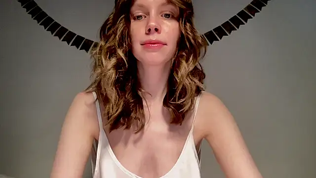 Snapshot of Nikki_Mimimi chatting on January 3, 2025, 10:09 am Nikki Mimimi online show from January 3, 2025, 10:09 am