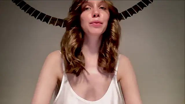 Snapshot of Nikki_Mimimi chatting on January 5, 2025, 1:15 pm Nikki Mimimi online show from January 5, 2025, 1:15 pm