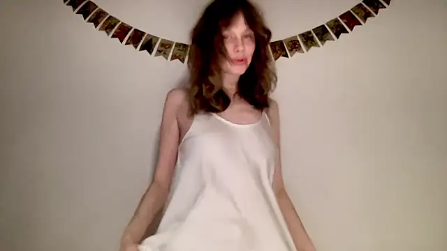 Snapshot of Nikki_Mimimi chatting on January 10, 2025, 1:20 pm Nikki Mimimi online show from January 10, 2025, 1:20 pm