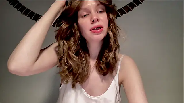 Snapshot of Nikki_Mimimi chatting on January 24, 2025, 10:11 am Nikki Mimimi online show from January 24, 2025, 10:11 am