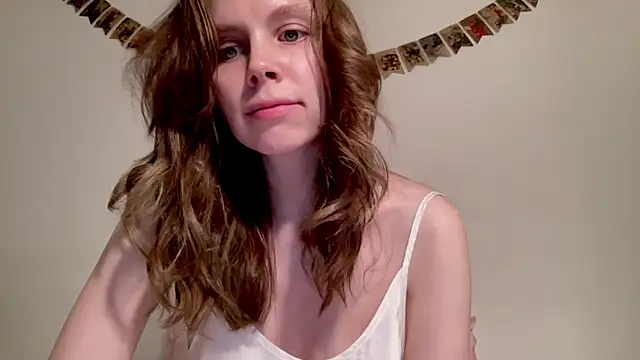 Snapshot of Nikki_Mimimi chatting on February 7, 2025, 1:43 pm Nikki Mimimi online show from February 7, 2025, 1:43 pm