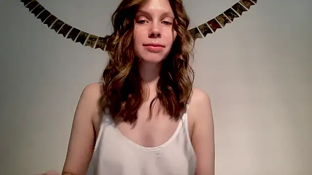 Snapshot of Nikki_Mimimi chatting on February 9, 2025, 10:20 am Nikki Mimimi online show from February 9, 2025, 10:20 am