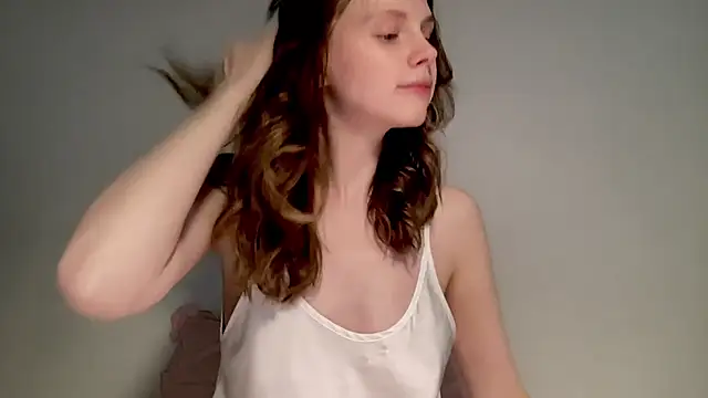 Snapshot of Nikki_Mimimi chatting on February 22, 2025, 1:24 pm Nikki Mimimi online show from February 22, 2025, 1:24 pm