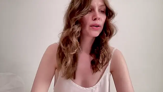 Snapshot of Nikki_Mimimi chatting on March 19, 2025, 1:18 pm Nikki Mimimi online show from March 19, 2025, 1:18 pm