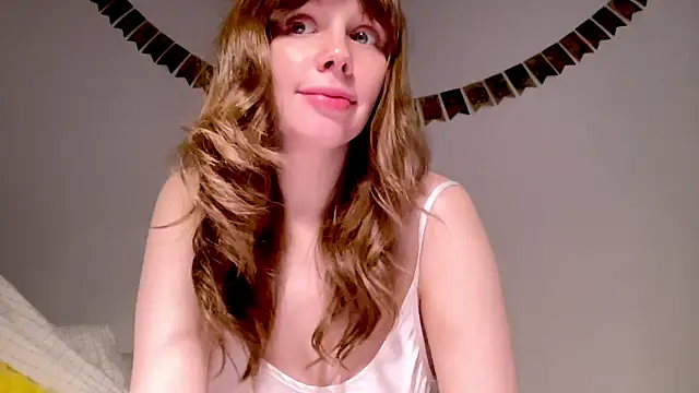 Snapshot of Nikki_Mimimi chatting on December 18, 2025, 10:10 am Nikki Mimimi online show from December 18, 2025, 10:10 am