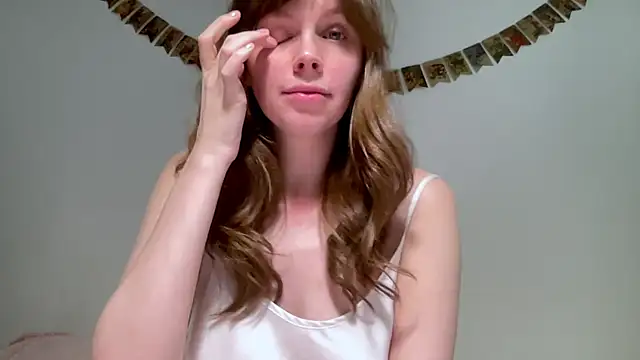 Nikki Mimimi online show from January 7, 2026, 11:12 am