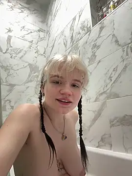 Cutiepiespanks online show from March 30, 2026, 5:52 am