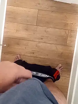 Snapshot of Mark_Dad chatting on October 31, 2025, 10:05 am Mark Dad online show from October 31, 2025, 10:05 am