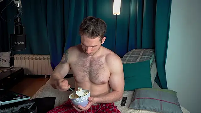 VIktorSecret online show from March 16, 2026, 7:12 am