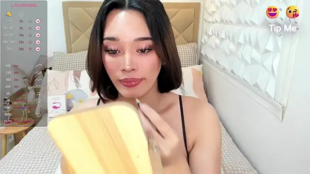 TsHeartXxx online show from April 11, 2026, 7:51 pm