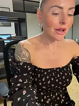 EmaSalis online show from February 11, 2025, 2:46 pm