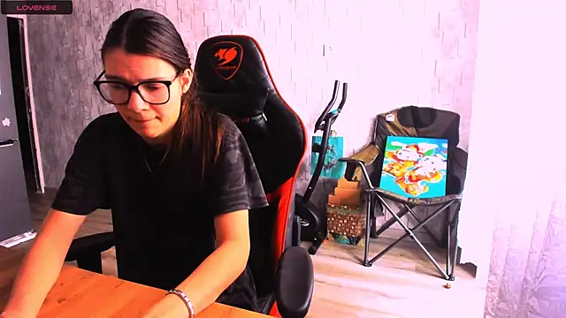 MollyLollipop online show from March 10, 2025, 5:43 am