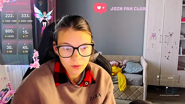 MollyLollipop online show from October 1, 2025, 4:07 am