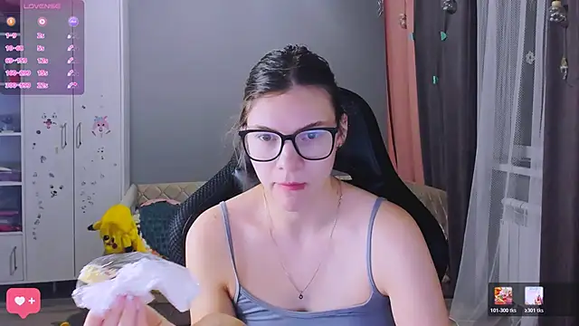 MollyLollipop online show from February 18, 2026, 12:50 am