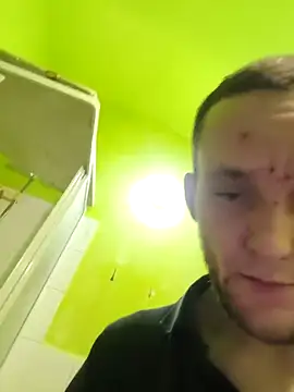 Snapshot of Honzziik0011 chatting on February 24, 2026, 9:57 pm Honzziik0011 online show from February 24, 2026, 9:57 pm