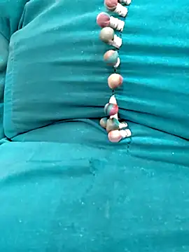 Snapshot of BigBustyRuhi chatting on April 4, 2026, 7:28 am BigBustyRuhi online show from April 4, 2026, 7:28 am