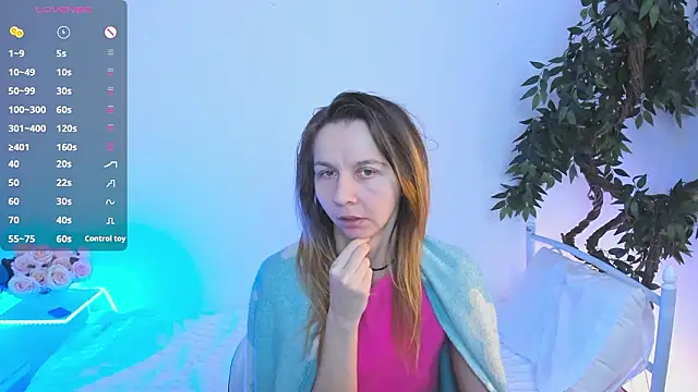 Snapshot of Bell_a_mi_ chatting on February 10, 2026, 12:42 pm Bell a mi online show from February 10, 2026, 12:42 pm