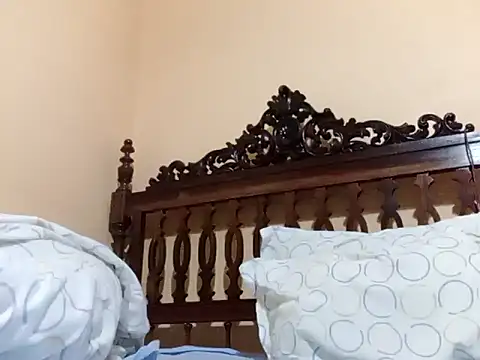 White rabbit  online show from February 15, 2025, 9:15 pm