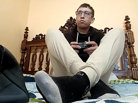 White rabbit  online show from November 24, 2025, 3:34 pm