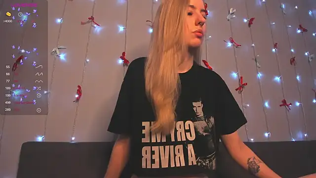 Fire moth online show from January 19, 2026, 6:17 am