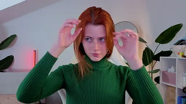 doll lesli online show from November 26, 2025, 9:43 am