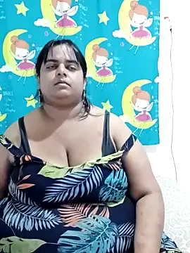 Snapshot of SusanaEshwar chatting on February 9, 2026, 11:09 pm SusanaEshwar online show from February 9, 2026, 11:09 pm