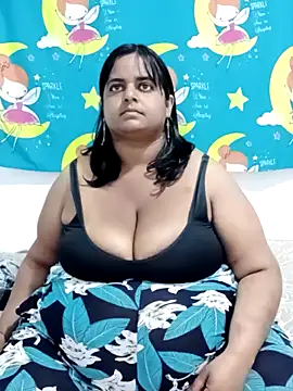 Snapshot of SusanaEshwar chatting on February 12, 2026, 9:32 pm SusanaEshwar online show from February 12, 2026, 9:32 pm