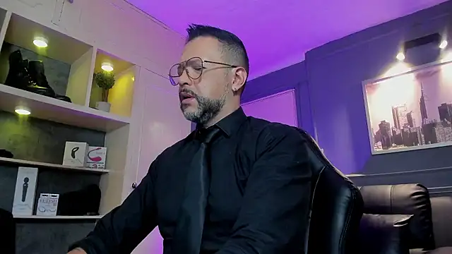 MrFrank tattoo online show from February 2, 2026, 10:36 am